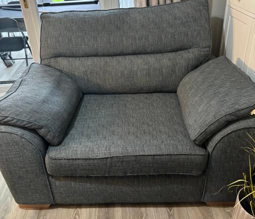 Buy & Sell Walsall Town Centre Walsall - Photos for Next 3 seater sofa and snuggle chair.