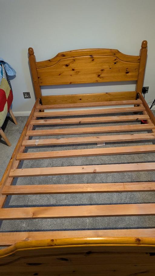Buy & Sell Mill Green Welwyn Hatfield - Photos for Double bed frame (Small)