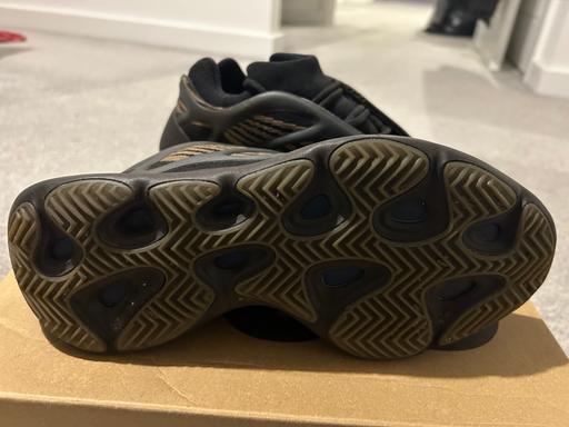 Buy & Sell Rotherhithe South East London - Photos for Yeezy 700 v3