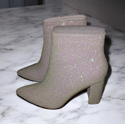 Buy & Sell Blackburn Blackburn with Darwen - Photos for sparkling ankle boots size 5