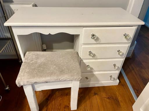 Buy & Sell Stoneycroft Liverpool - Photos for Solid pine dresser with stool