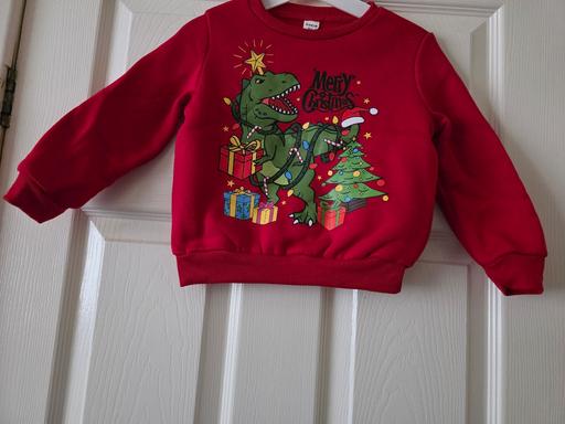 Buy & Sell Blackpool Town Centre Blackpool - Photos for Dinosaur Christmas sweatshirt age 4 yrs NEW