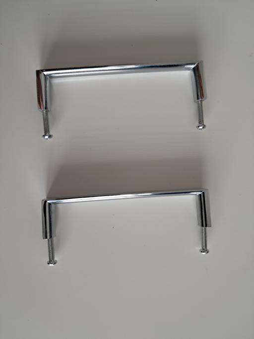 Buy & Sell Colliers Wood South West London - Photos for 3 Chome cupboard handle bars 96 mm centres