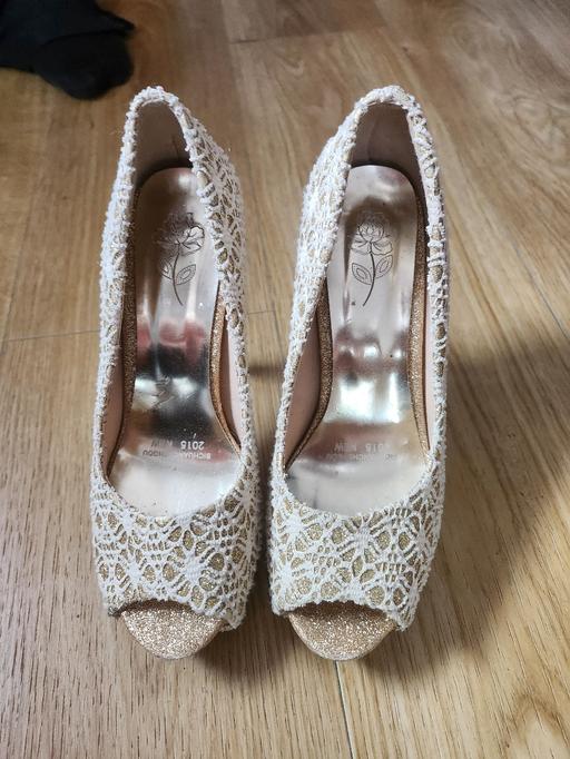 Buy & Sell Wednesbury Sandwell - Photos for Gold high heels size eu36/ uk3 vgc