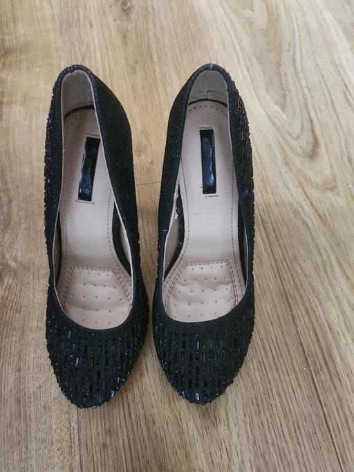 Buy & Sell Darlaston Walsall - Photos for black high heels size 3, cushioned inside, vg