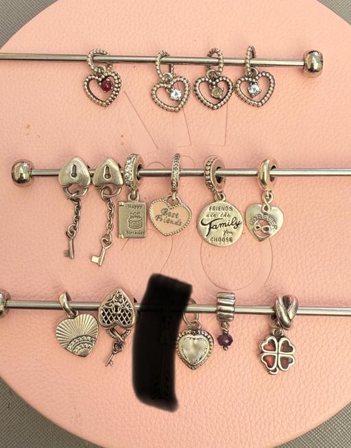 Buy & Sell Sundon Luton - Photos for Pandora charms