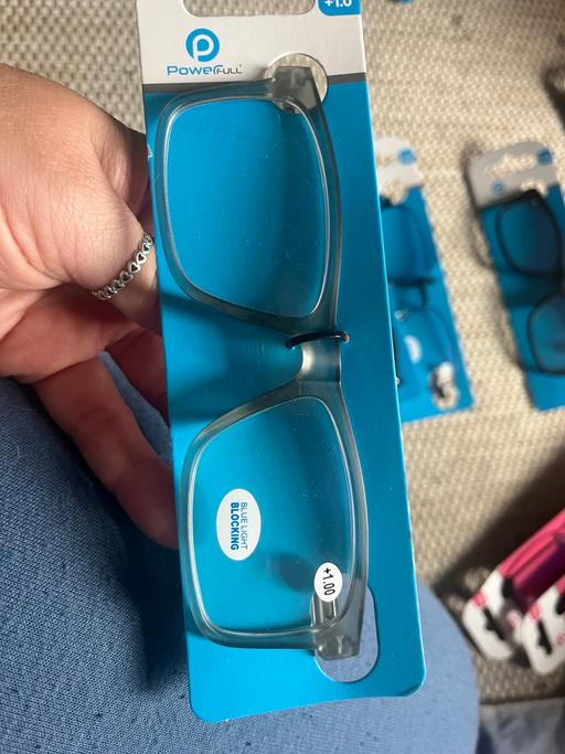 Buy & Sell Wednesfield Wolverhampton - Photos for New +1 reading glasses 2 poun a pair