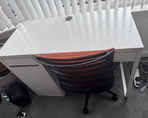 Buy & Sell Stanningley Leeds - Photos for IKEA desk and chair