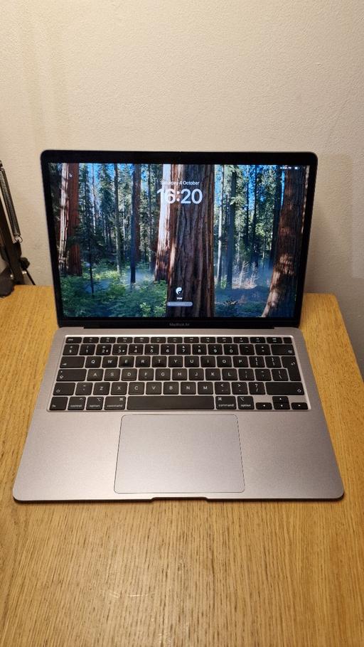 Buy & Sell Shepherd`s Bush West London - Photos for Apple Macbook Air Retina 13