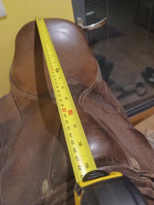 Buy & Sell Streatham Common South West London - Photos for brown leather horse saddles x2