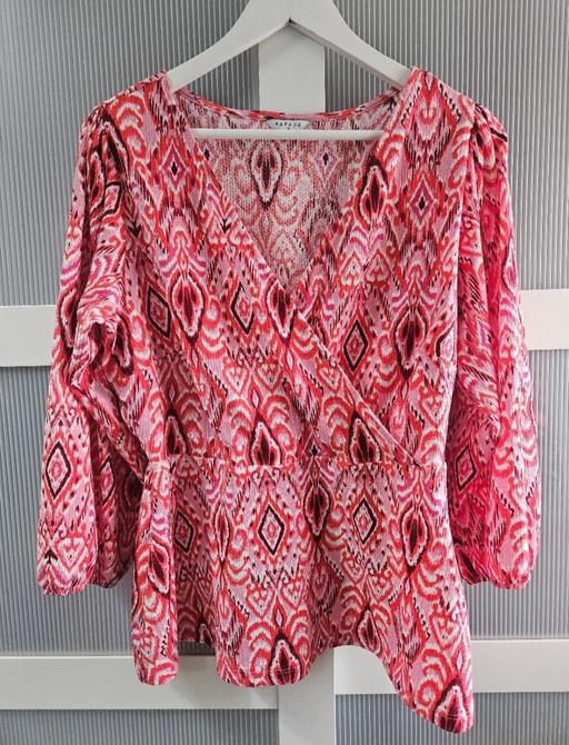 Buy & Sell Weston Point Halton - Photos for Size 14 MATALAN top