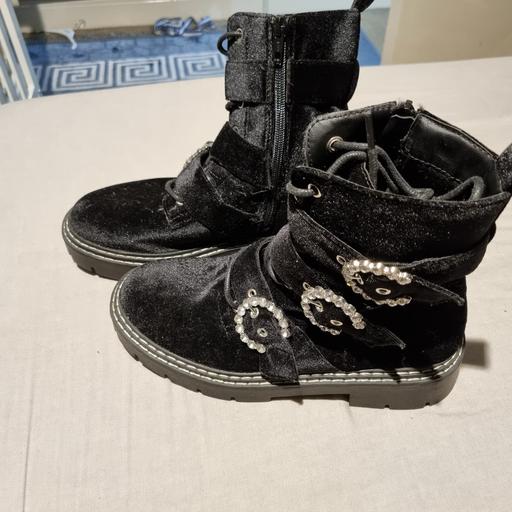 Buy & Sell Stechford Birmingham - Photos for river island boots