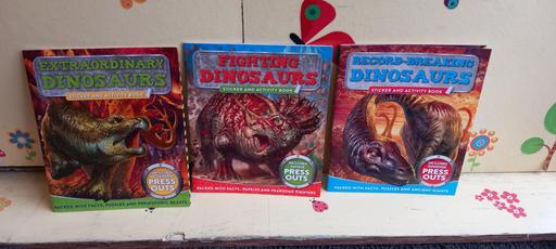 Buy & Sell Westcliff-on-Sea Southend-on-Sea - Photos for Dinosaur sticker and activity books