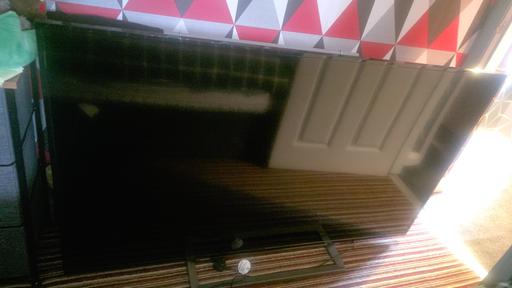 Buy & Sell Hem Heath Stoke-on-Trent - Photos for 65 inch Toshiba tv