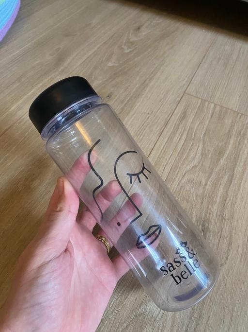 Buy & Sell Sands End South West London - Photos for Sass&Belle water bottle