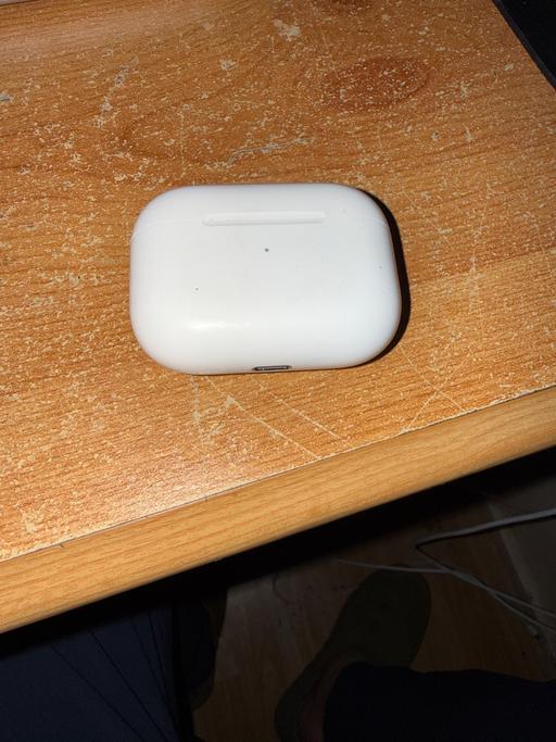 Buy & Sell St Johns South East London - Photos for AirPod pro 2 case