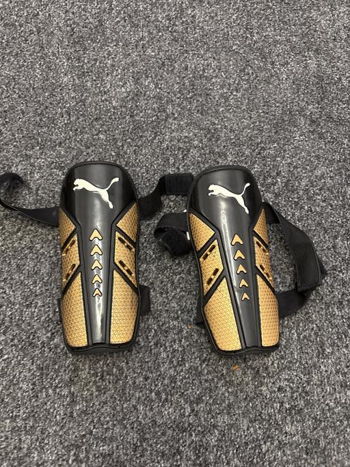 Buy & Sell Tinsley Sheffield - Photos for Shin pads