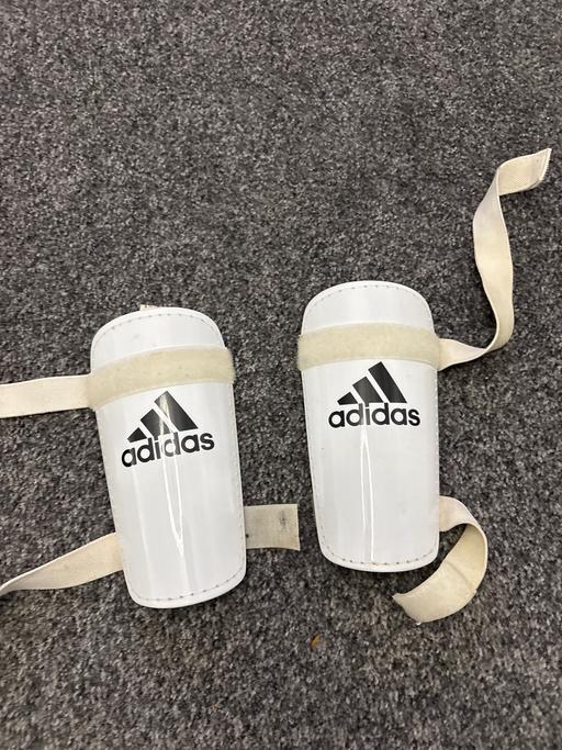 Buy & Sell Tinsley Sheffield - Photos for Shin pads