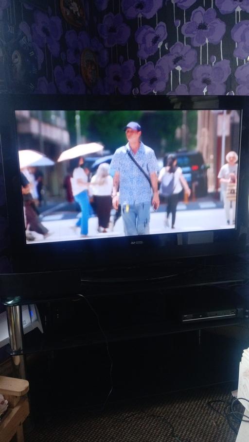 Buy & Sell Shard End Birmingham - Photos for 42 inch lcd tv with remote control fully work