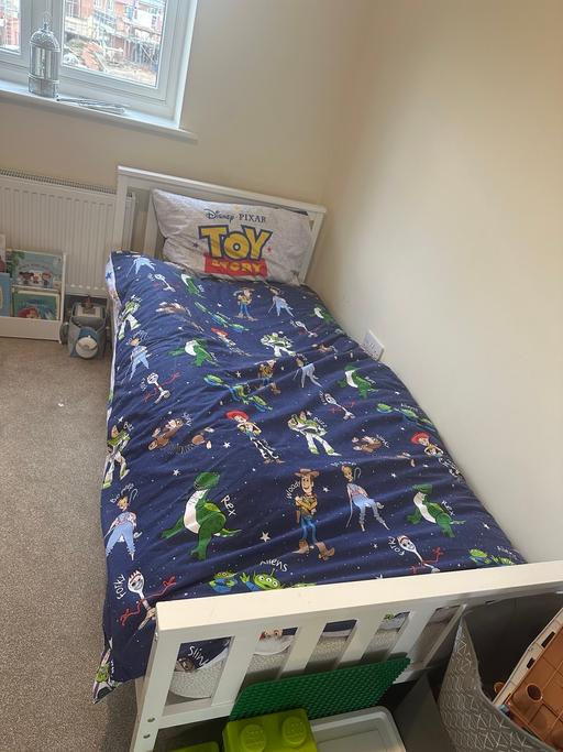 Buy & Sell Little Easton Uttlesford - Photos for Single bed frame only