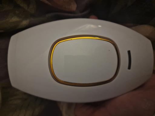 Buy & Sell Blythe Bridge Stoke-on-Trent - Photos for laser Hair Remover with Safely Glasses