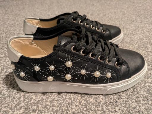 Buy & Sell Paisley Renfrewshire - Photos for womens shoes size 5