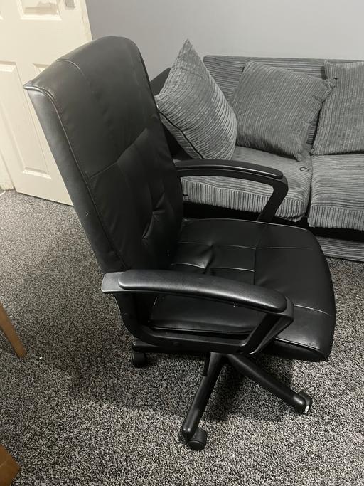 Buy & Sell Whitewalls Industrial Estate Pendle - Photos for Office chair