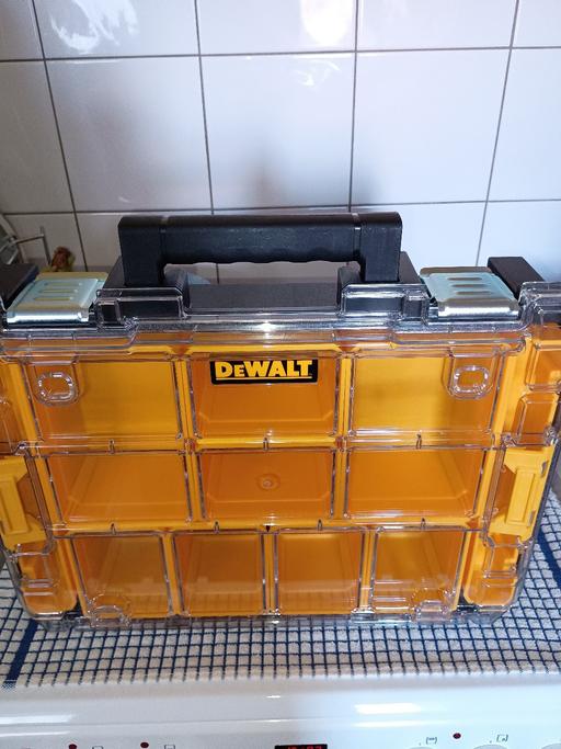 Buy & Sell Harrow on the Hill North West London - Photos for DeWalt Tstak watersealed organiser