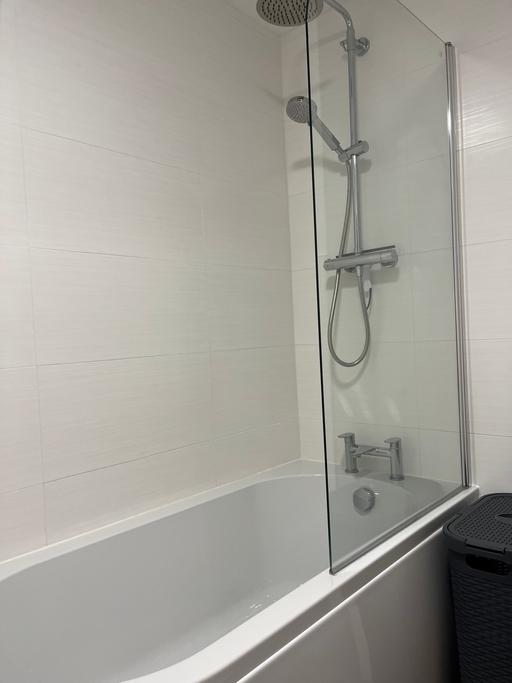 Buy & Sell Perton South Staffordshire - Photos for Bath, tap, shower screen 