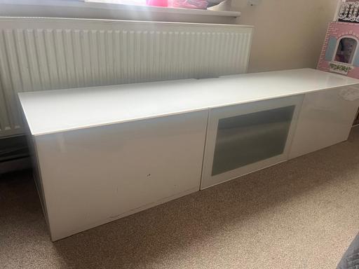 Buy & Sell Canonbury North London - Photos for White gloss TV stand