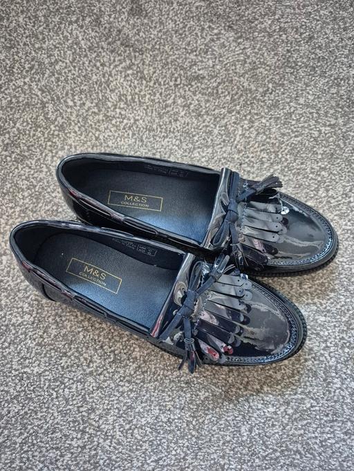 Buy & Sell West Bromwich Sandwell - Photos for Brand Ladies M&S Navy Patent Shoes