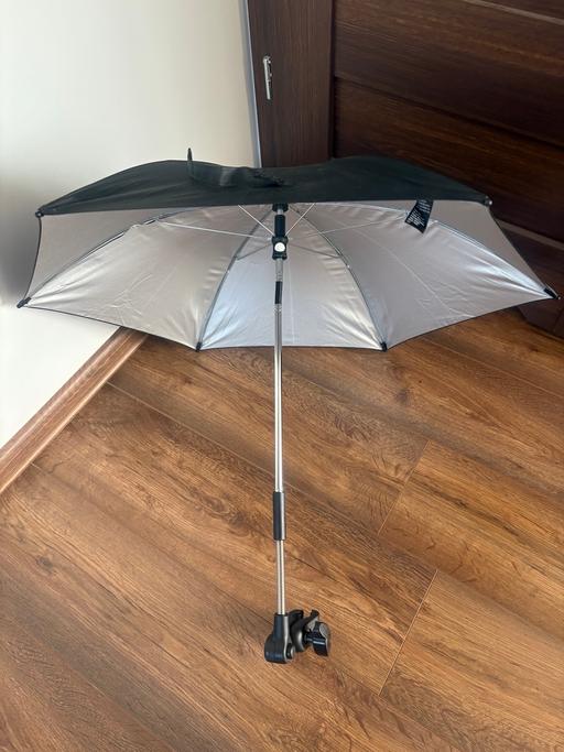 Buy & Sell Kingstanding Birmingham - Photos for Universal parasol