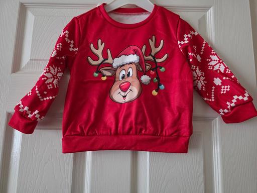 Buy & Sell Blackpool Town Centre Blackpool - Photos for Reindeer sweatshirt age 4 yrs NEW