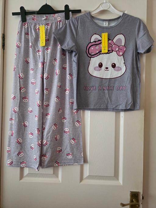 Buy & Sell Blackpool Town Centre Blackpool - Photos for Bunny pyjamas age 8 yrs BNWT