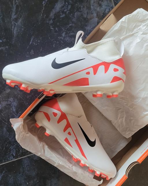 Buy & Sell Kingsbury North West London - Photos for Brand new JR ZOOM SUPERFLY size 3 uk