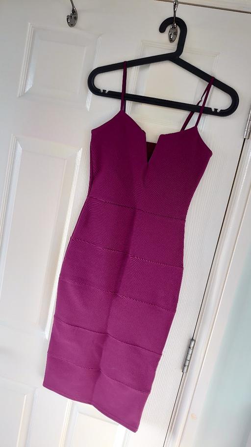 Buy & Sell Ilford Redbridge - Photos for 4 x BOOHOO DRESSES