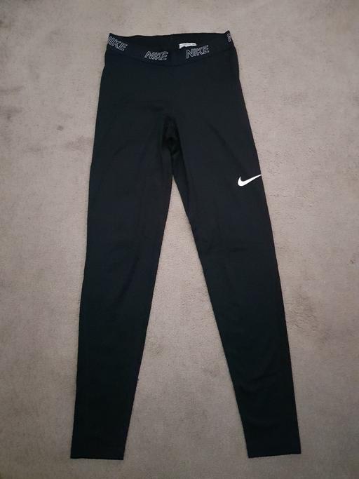 Buy & Sell Blackhorse Road East London - Photos for Women's black Nike gym leggings