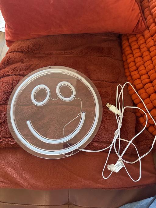 Buy & Sell Wath-Upon-Dearne Rotherham - Photos for Smiley face light