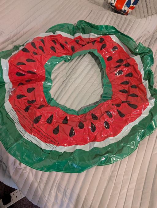 Buy & Sell Osidge North London - Photos for watermelon rubber ring flote medium size