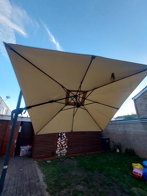 Buy & Sell Wexham Slough - Photos for garden umbrella