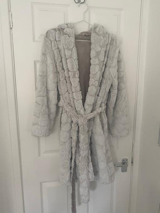 Buy & Sell Newbridge Wolverhampton - Photos for Boucher Avenue dressing gown size Medium