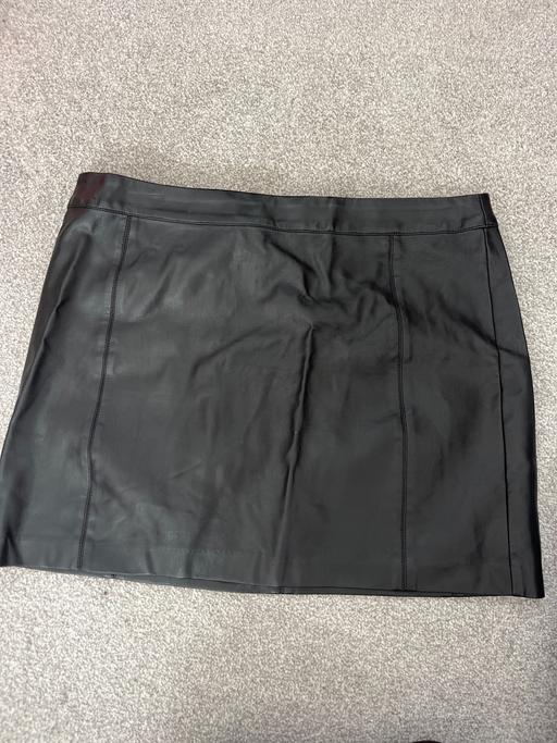 Buy & Sell Marlbrook Bromsgrove - Photos for Woman’s skirt Oasis size 16 leather