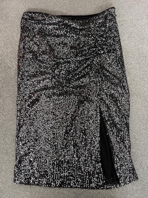 Buy & Sell Marlbrook Bromsgrove - Photos for Woman’s LIPSY sequin skirt size 14