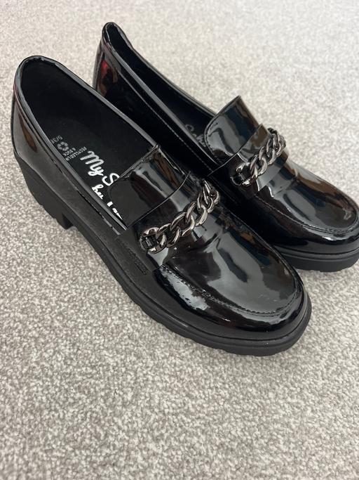 Buy & Sell Marlbrook Bromsgrove - Photos for School shoes black patent size 5