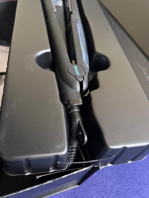 Buy & Sell Bradville Milton Keynes - Photos for Revamp steam straightener