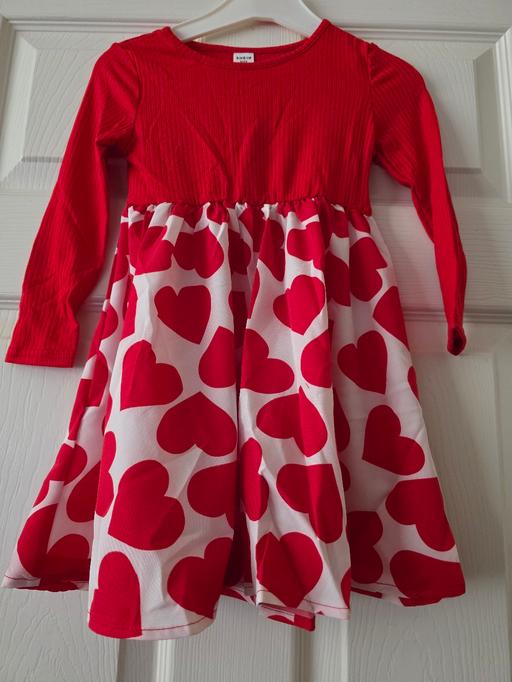 Buy & Sell Blackpool Town Centre Blackpool - Photos for Heart dress age 4 yrs NEW