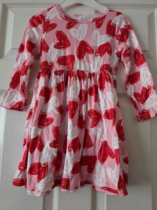 Buy & Sell Blackpool Town Centre Blackpool - Photos for Heart dress age 4 yrs NEW