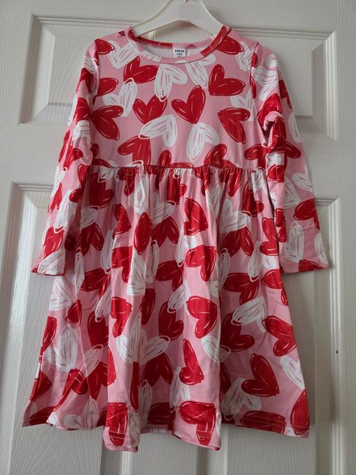 Buy & Sell Blackpool Town Centre Blackpool - Photos for Heart dress age 6 yrs NEW