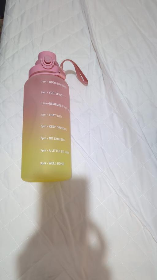 Buy & Sell Kentish Town Camden - Photos for Gradient Pink and Yellow Water bottle (64 oz)