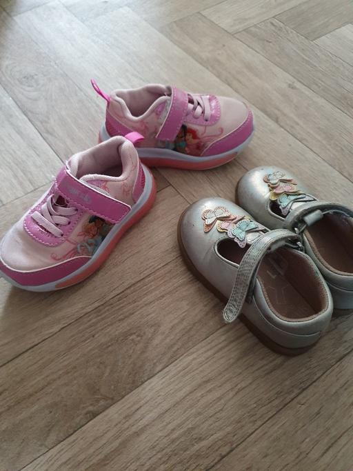 Buy & Sell Greenford Ealing - Photos for Light up pink Disney trainers & silver shoes